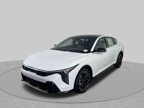 New 2026 Kia K4 EX w/ GT-Line Premium Package FWD image 43