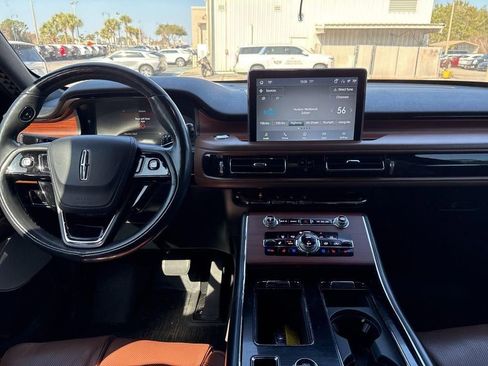 Used 2021 Lincoln Aviator Reserve w/ Equipment Group 210A image 10