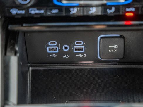 Used 2024 Jeep Grand Cherokee Altitude image 25