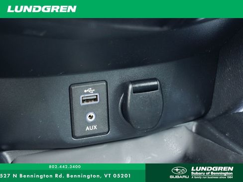 Used 2017 Nissan Rogue SV w/ SV Premium Package AWD/4WD image 20