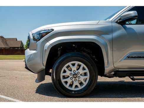 New 2026 Toyota Tacoma SR5 AWD/4WD image 10