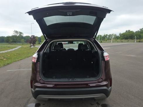 Used 2024 Ford Edge SEL w/ Convenience Package AWD/4WD image 10