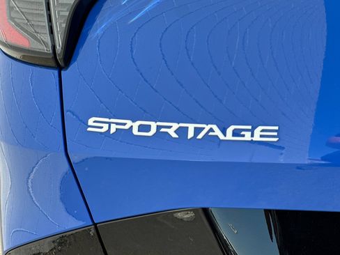 Certified 2026 Kia Sportage SX FWD image 33