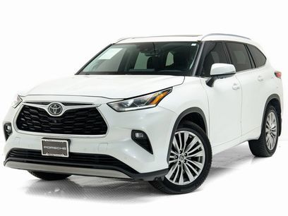 Used 2022 Toyota Highlander Platinum