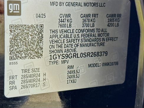 Used 2025 Cadillac Escalade Sport Platinum w/ LPO, ONYX Package image 36