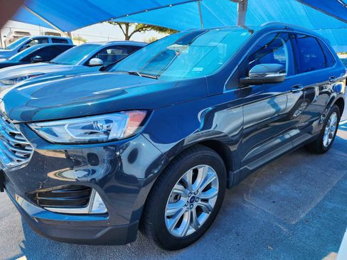 Used 2021 Ford Edge Titanium FWD image 1