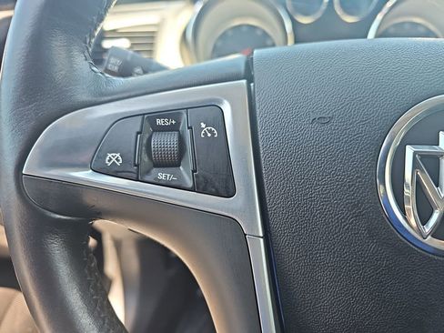 Used 2011 Buick Regal CXL FWD image 21