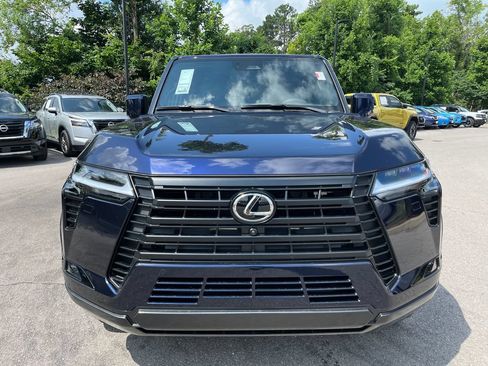 Used 2026 Lexus GX 550 w/ Accessory Package (2T) AWD/4WD image 36