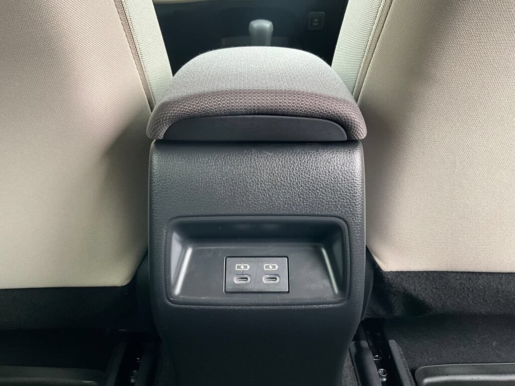 Used 2023 Toyota Corolla LE FWD image 15