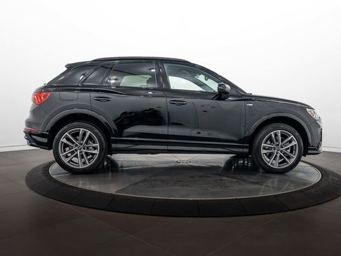 Certified 2023 Audi Q3 2.0T Premium Plus w/ Premium Plus Package AWD/4WD image 3