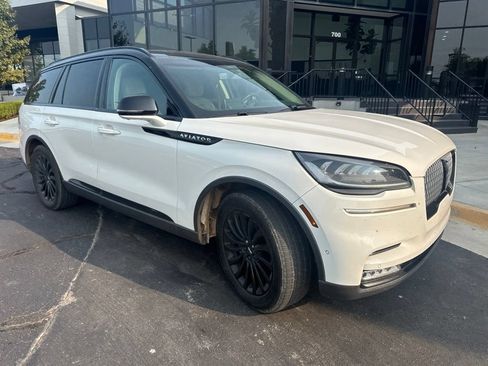 Used 2020 Lincoln Aviator Reserve w/ Equipment Group 201A RWD image 2