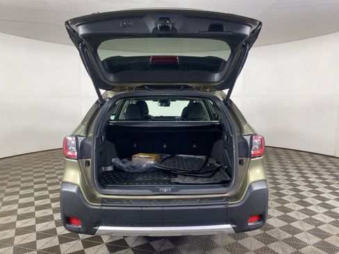 Used 2025 Subaru Outback Touring XT image 10