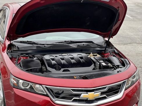 Used 2019 Chevrolet Impala Premier w/ Premier Confidence Package image 44