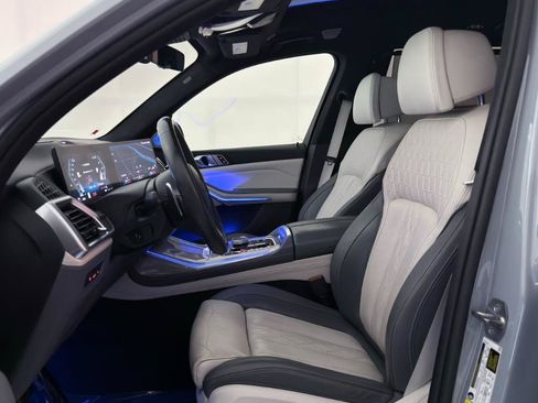 Used 2024 BMW X7 M60i w/ Executive Package AWD/4WD image 19