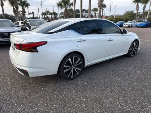 Used 2019 Nissan Altima 2.5 Platinum image 6