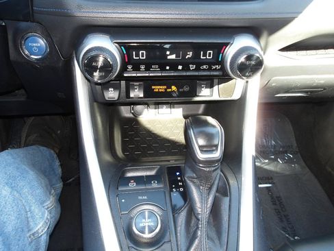 Used 2021 Toyota RAV4 XSE w/ XSE Grade Weather Package AWD/4WD image 21