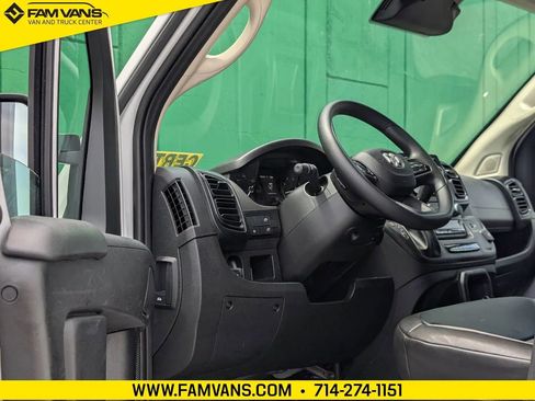 Used 2026 RAM ProMaster 2500 w/ Convenience Group FWD image 13