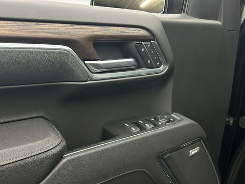 Used 2025 GMC Sierra 1500 SLT w/ SLT Premium Plus Package image 22