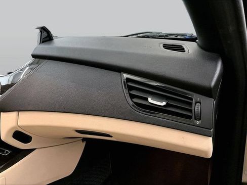 Used 2014 BMW Z4 sDrive28i RWD image 15