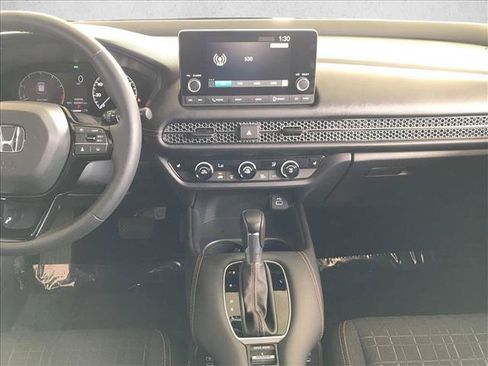 Certified 2024 Honda HR-V Sport image 17
