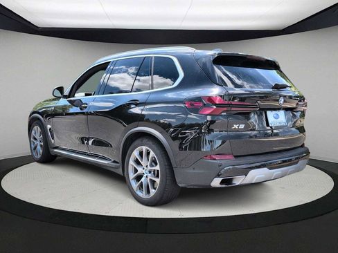 Used 2025 BMW X5 xDrive50e AWD/4WD image 6