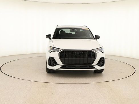 Certified 2025 Audi Q3 2.0T Premium Plus w/ Premium Plus Package image 11