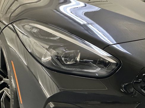 Used 2024 BMW Z4 M40i w/ Shadowloine Package image 10