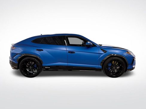 Used 2023 Lamborghini Urus Performante image 6