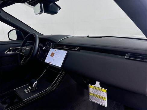 New 2026 Land Rover Range Rover Velar Dynamic SE image 28