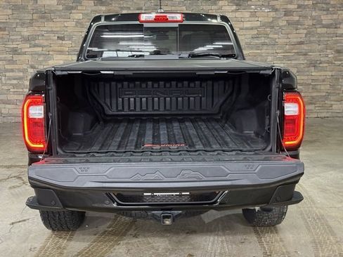 Used 2023 GMC Canyon Denali w/ Denali Black Edition image 8