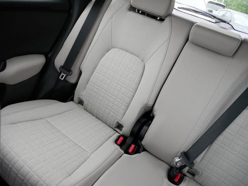 Certified 2026 Honda HR-V LX image 12