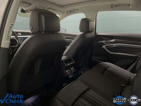 Used 2023 Audi e-tron Premium Plus w/ Premium Plus Package image 67