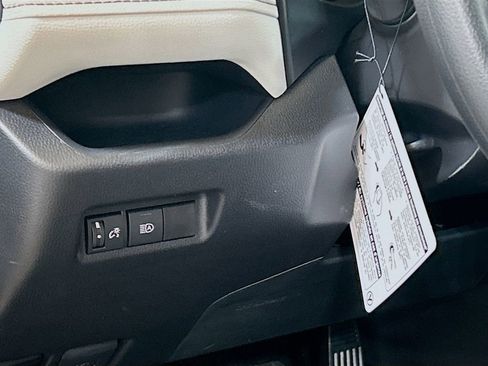 New 2025 Toyota RAV4 XLE image 10