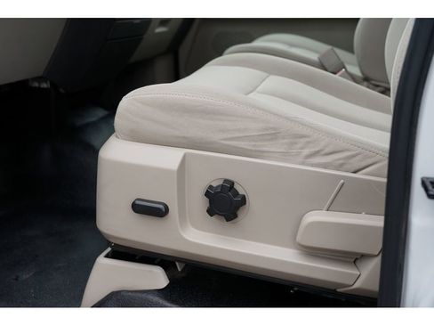 Used 2014 Ford Expedition XL image 15