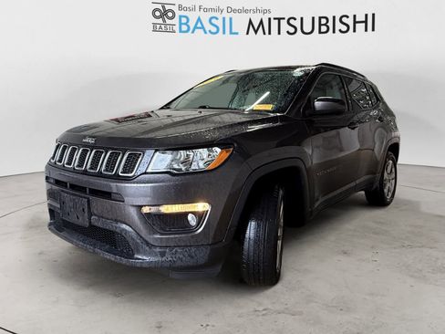 Used 2019 Jeep Compass Latitude w/ Popular Equipment Group image 2