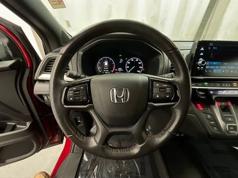Used 2025 Honda Odyssey Sport-L image 11