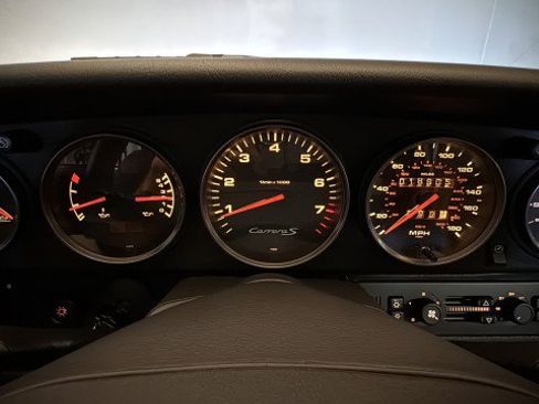 Used 1998 Porsche 911 GT3 RS image 10