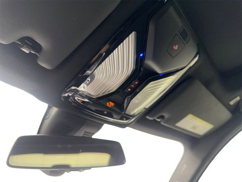 Used 2020 BMW 330i Sedan w/ Driving Assistance Package image 74