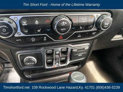 Used 2022 Jeep Gladiator Overland AWD/4WD image 11