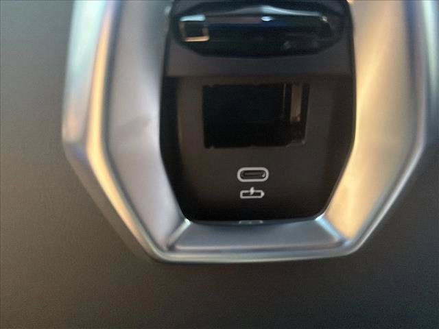 Used 2025 BMW XM Label Red AWD/4WD image 21