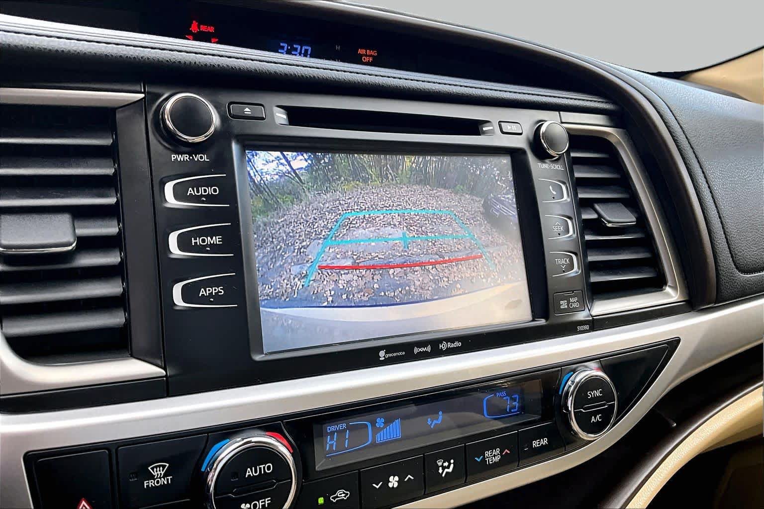 Certified 2019 Toyota Highlander XLE AWD/4WD image 27