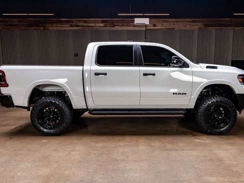 Used 2023 RAM 1500 Big Horn AWD/4WD image 11