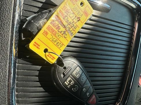 Used 2019 Dodge Grand Caravan GT FWD image 8