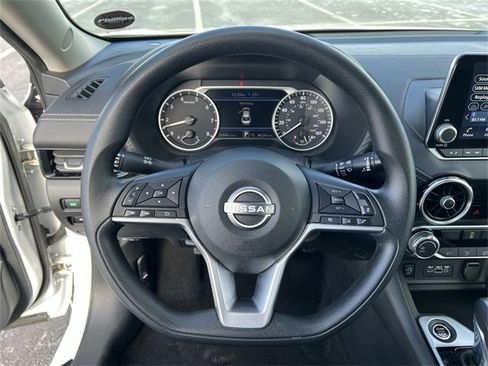 Used 2024 Nissan Sentra SV image 11