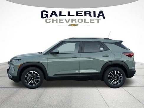 New 2026 Chevrolet TrailBlazer LT w/ Driver Confidence Package FWD image 4