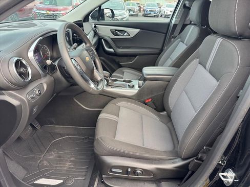 Certified 2023 Chevrolet Blazer LT w/ Convenience Package image 5