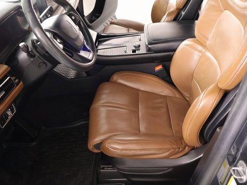 Used 2022 Lincoln Aviator Reserve w/ Equipment Group 201A image 12