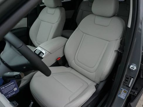 New 2026 Hyundai Tucson SEL FWD image 12