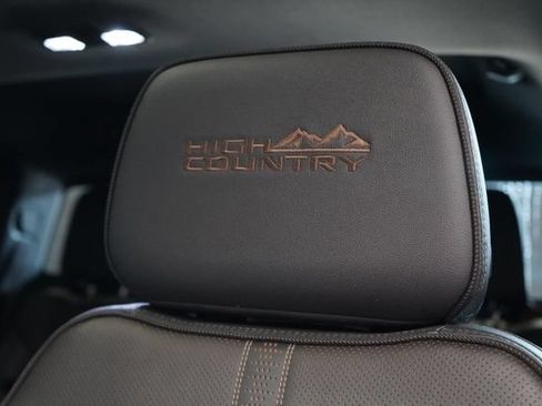 Used 2024 Chevrolet Silverado 3500 High Country w/ High Country Premium Package AWD/4WD image 15