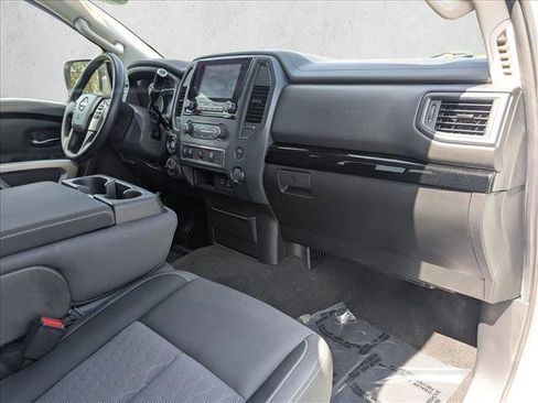 Used 2024 Nissan Titan SV AWD/4WD image 19
